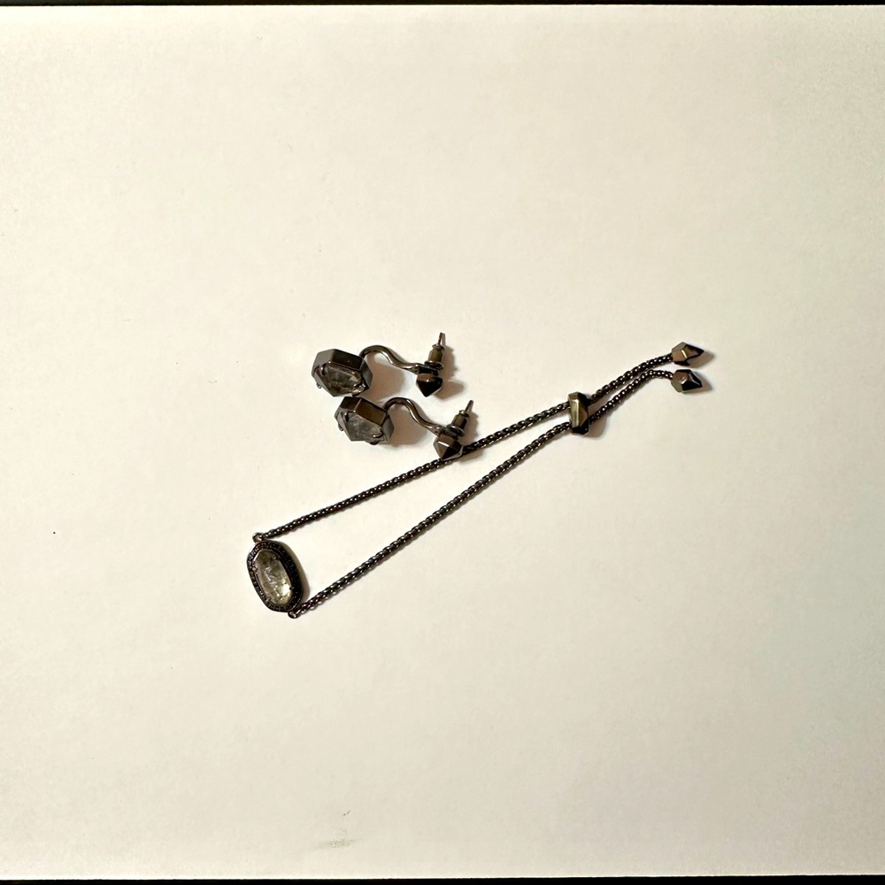 Kendra Scott adjustable slide bracelet and Huggies earrings. Black edition.